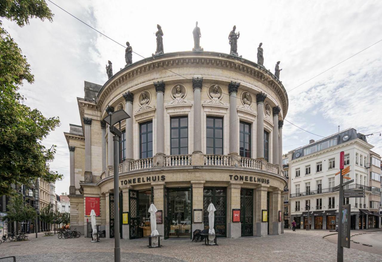 Shway - The Card Room Green Studio Antwerp Exterior photo